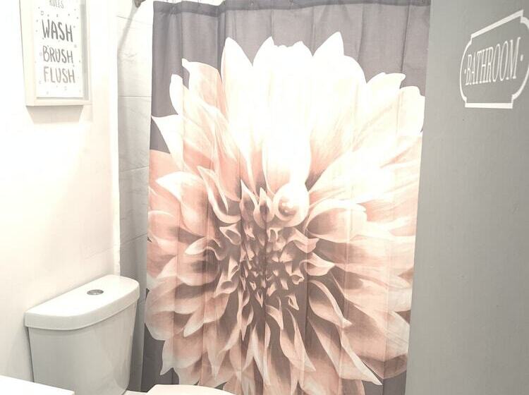 ユースホステル Hola