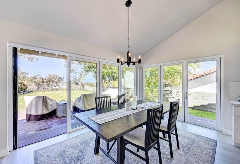 Lovely Solana Beach Home W/ Views: 2 Mi To Ocean!