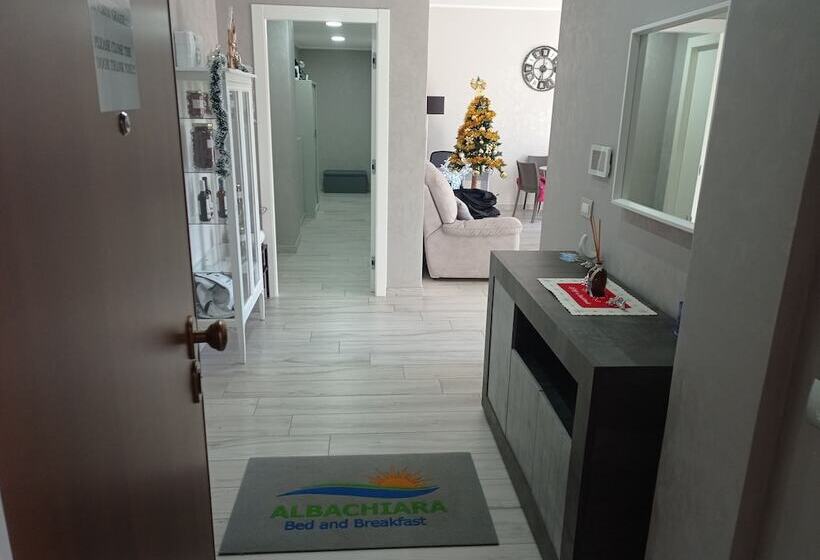 مبيت وإفطار Beb Albachiara