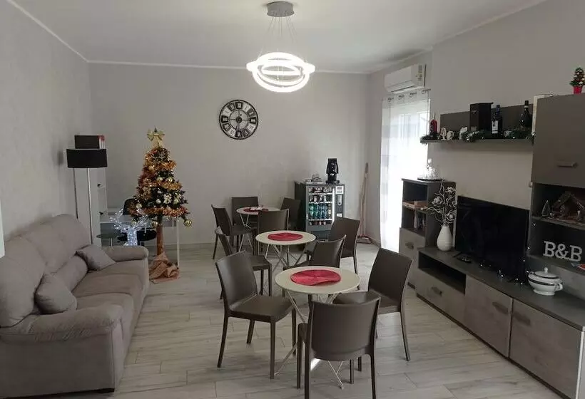 ベッドアンドブレックファースト Beb Albachiara