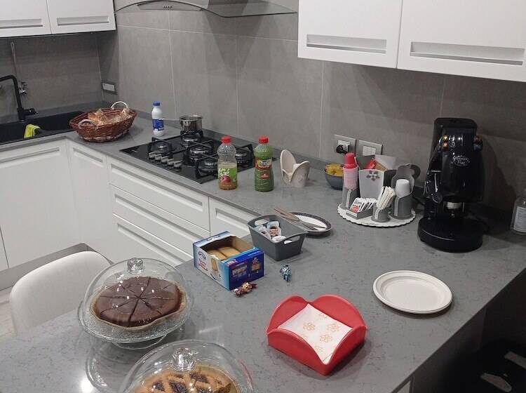 مبيت وإفطار Beb Albachiara