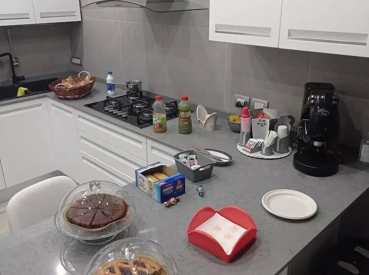 ベッドアンドブレックファースト Beb Albachiara