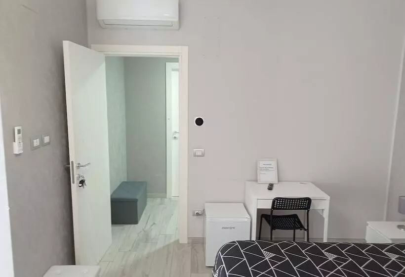 ベッドアンドブレックファースト Beb Albachiara