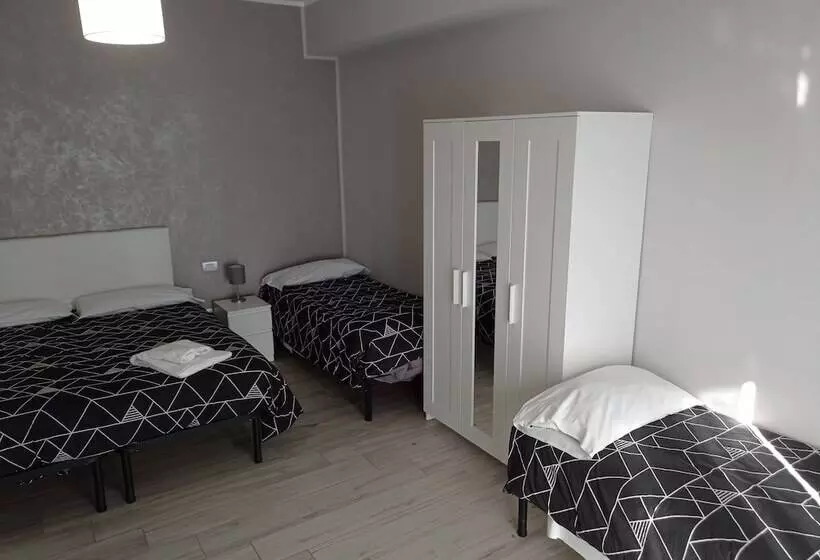 ベッドアンドブレックファースト Beb Albachiara