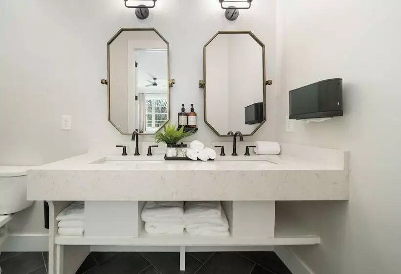 Aamiaismajoitus (B&B) Buck Creek Bnb