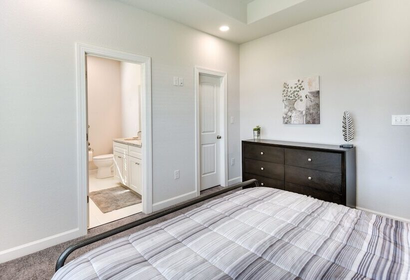 Cape Charles Home: 4 Mi To Kiptopeke State Park!