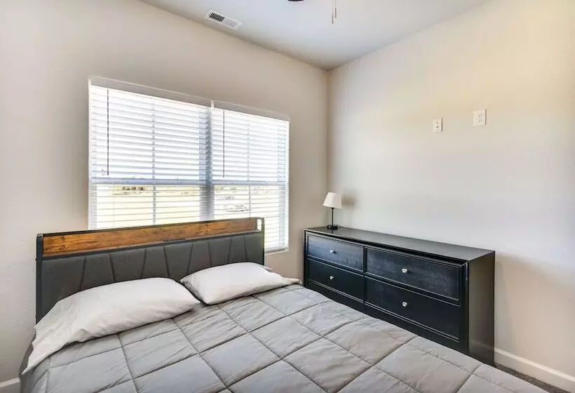 Cape Charles Home: 4 Mi To Kiptopeke State Park!