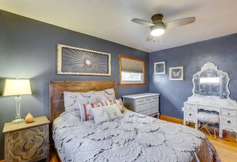 Charming Arnold Home W/ Patio & Chicken Coop!