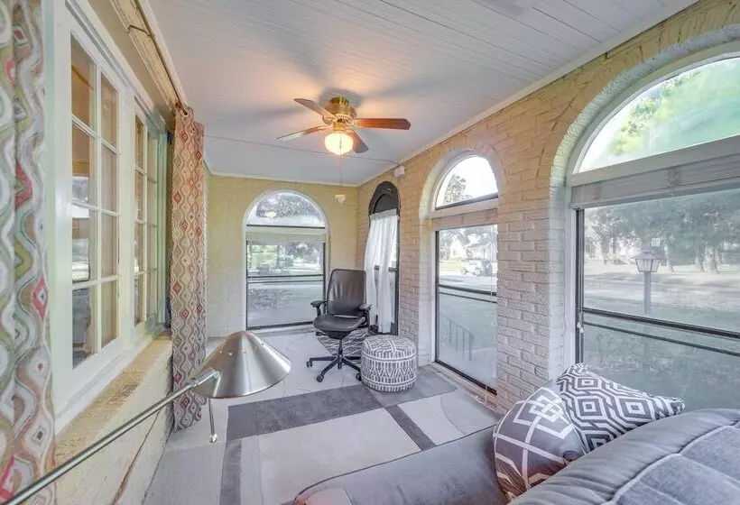 Charming Tusla Home ~ Half Mi To Expo Square!