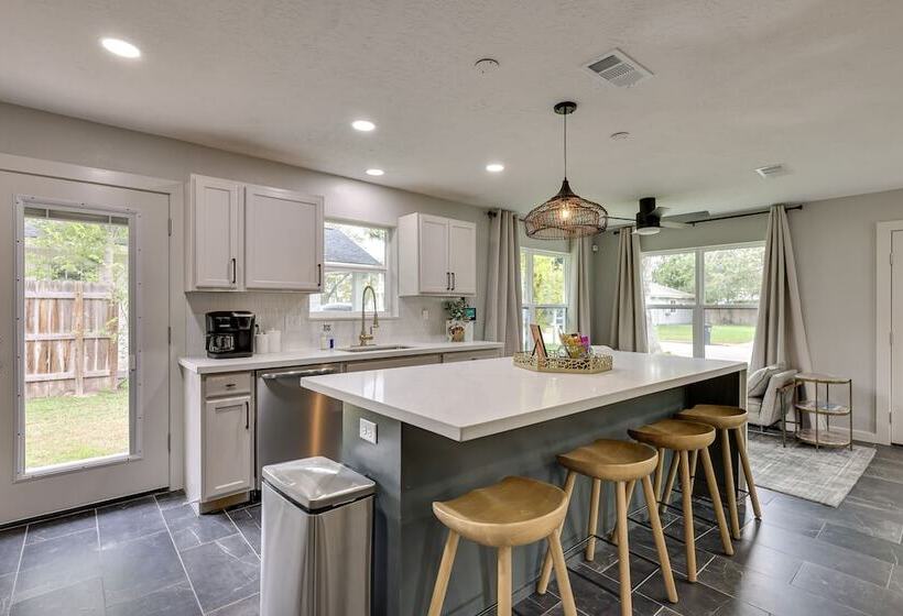 College Station Vacation Rental Near Texas A & M