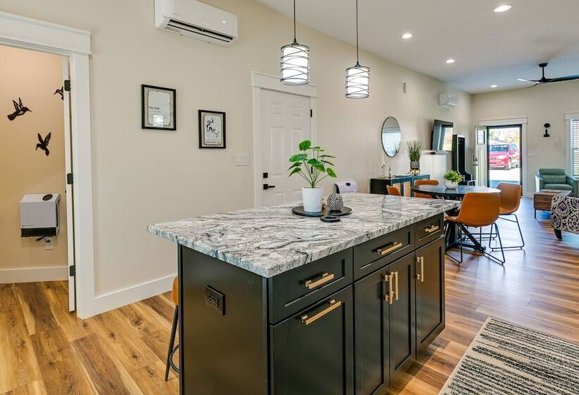 Cozy Campbellsville Home Near Cu & Downtown!