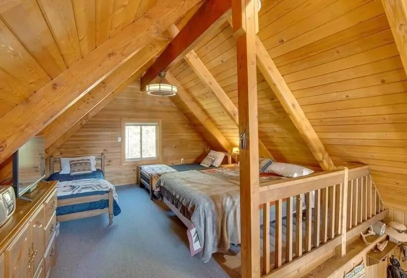 Cozy Easton Cabin On The Yakima River!