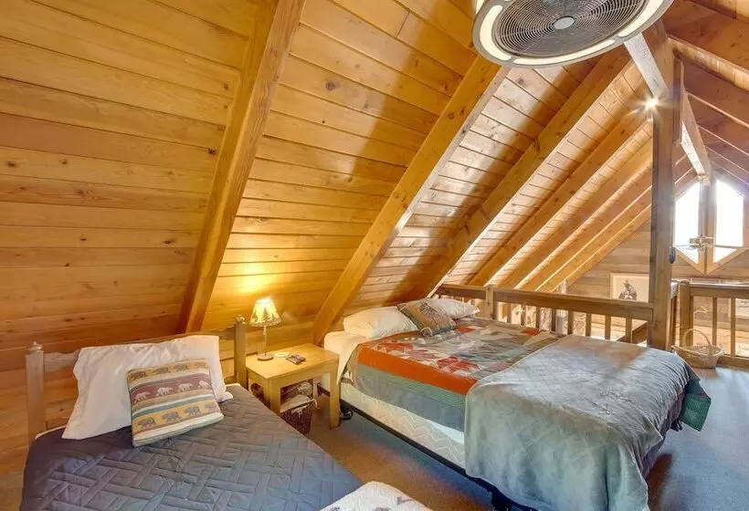 Cozy Easton Cabin On The Yakima River!