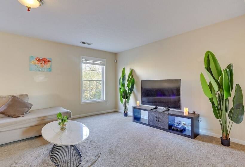 Cozy Home In Louisville: Near Bardstown Road!