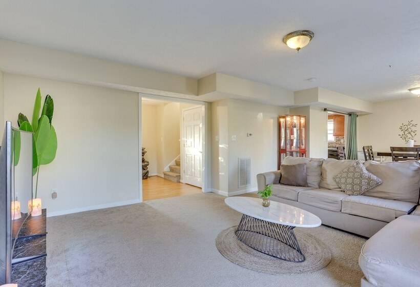 Cozy Home In Louisville: Near Bardstown Road!