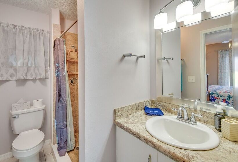 Edgewater Vacation Home: 6 Mi To New Smyrna Beach!