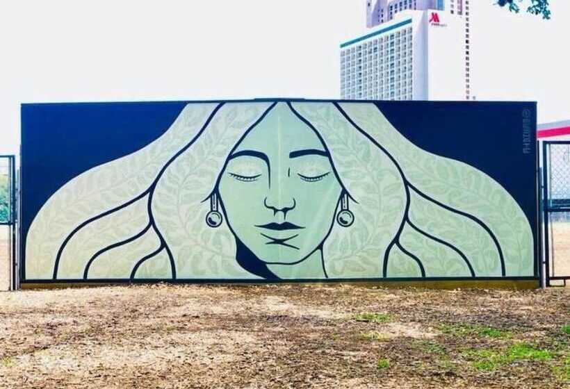 Exquisite Studio Guesthouse Near Downtown S Core!