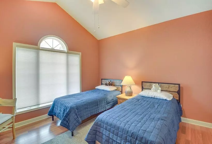 Hot Springs Village Getaway: Golf, Hike, Bike!