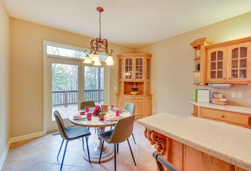 Hot Springs Village Getaway: Golf, Hike, Bike!