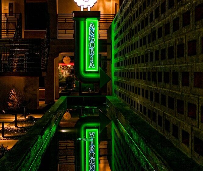 בית מלון כפרי Angoria