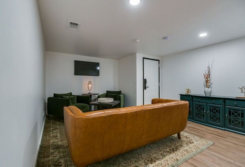 בית מלון כפרי Angoria