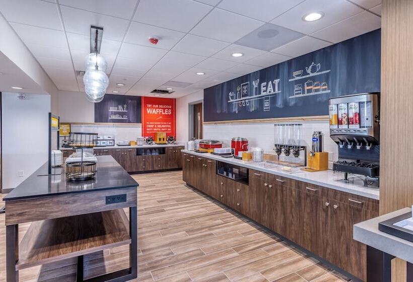 酒店 Hampton Inn & Suites Bakersfield Central