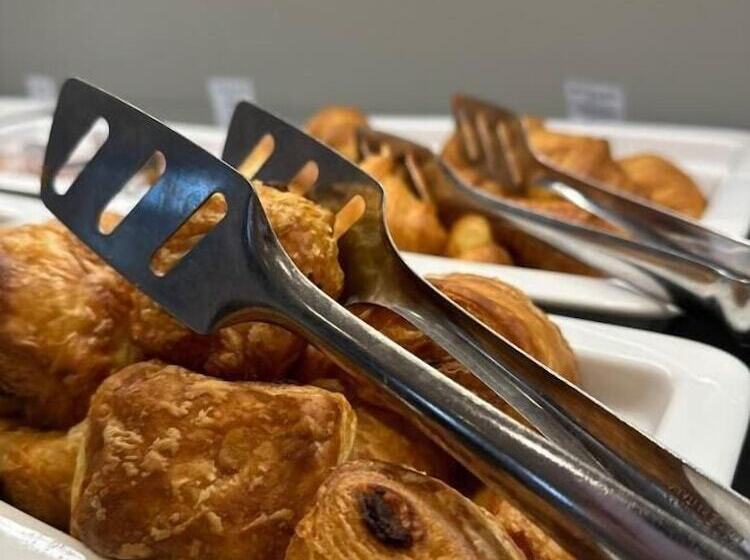 ホテル Nicolas Grand Suites Adults Only