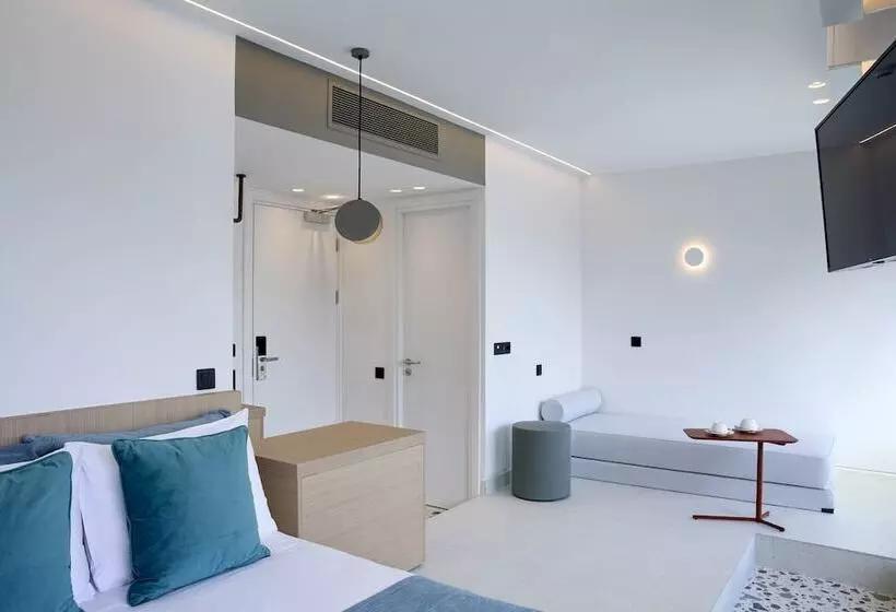 Hotelli Twinn Downtown Piraeus, Santikos Collection