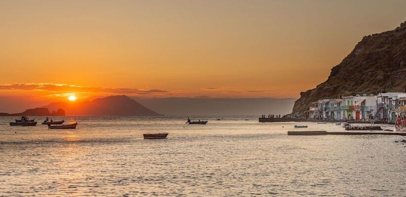 Klima Bay Beachfront Boutique Houses