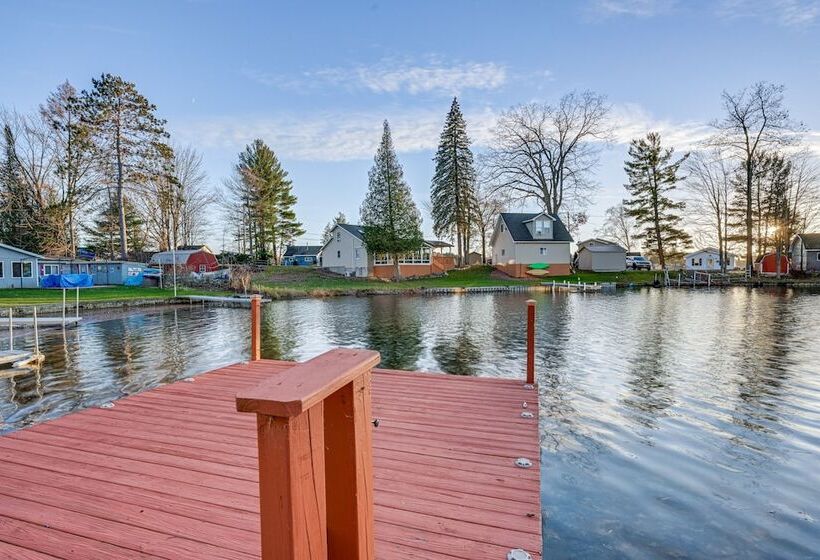 The Lodge On Lake 13  Private Lakefront Retreat!