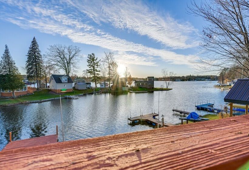 The Lodge On Lake 13  Private Lakefront Retreat!