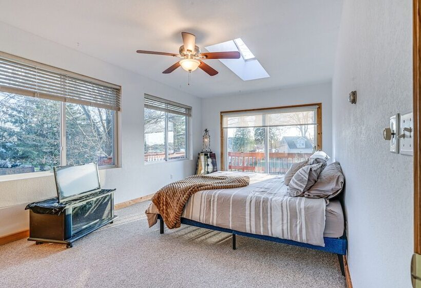 The Lodge On Lake 13  Private Lakefront Retreat!