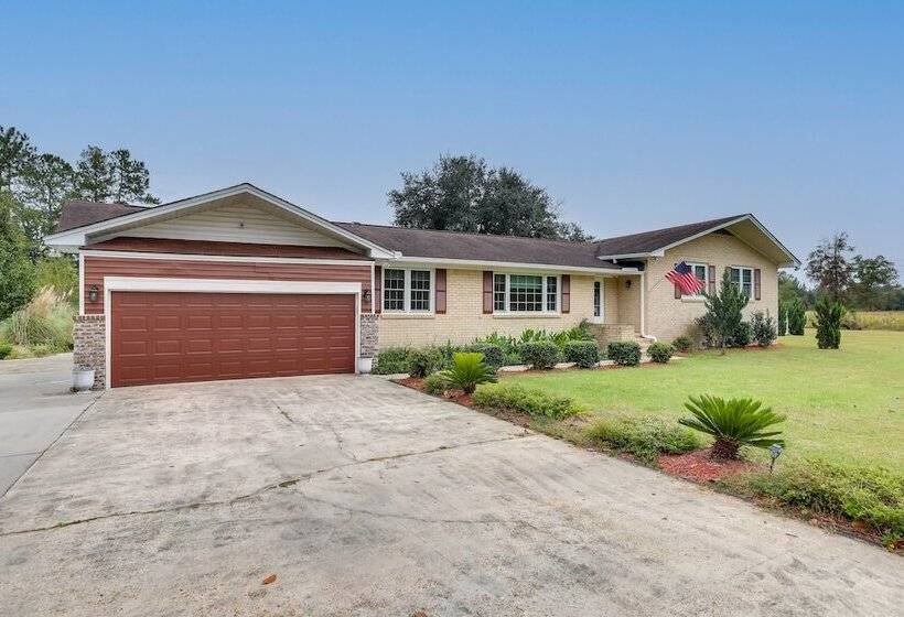 Moncks Corner Home ~ 4 Mi To Lake Moultrie!