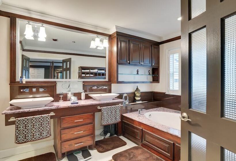 Moncks Corner Home ~ 4 Mi To Lake Moultrie!