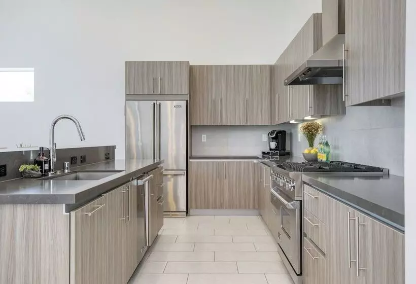 Polo Villa 4 By Avantstay Features Outdoor Kitchen, Pool, & Spa 260318 5 Bedrooms