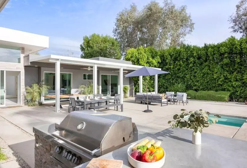 Polo Villa 4 By Avantstay Features Outdoor Kitchen, Pool, & Spa 260318 5 Bedrooms