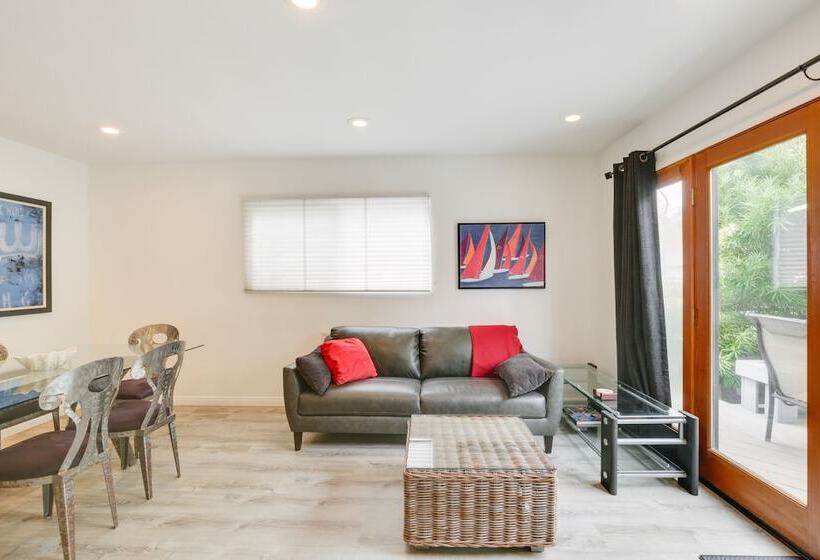 San Diego Home W/ Deck: Walk To Mission Beach!