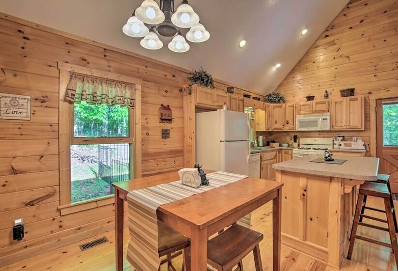 Secluded Ellijay Resort Cabin, 7 Mi To Dtwn!