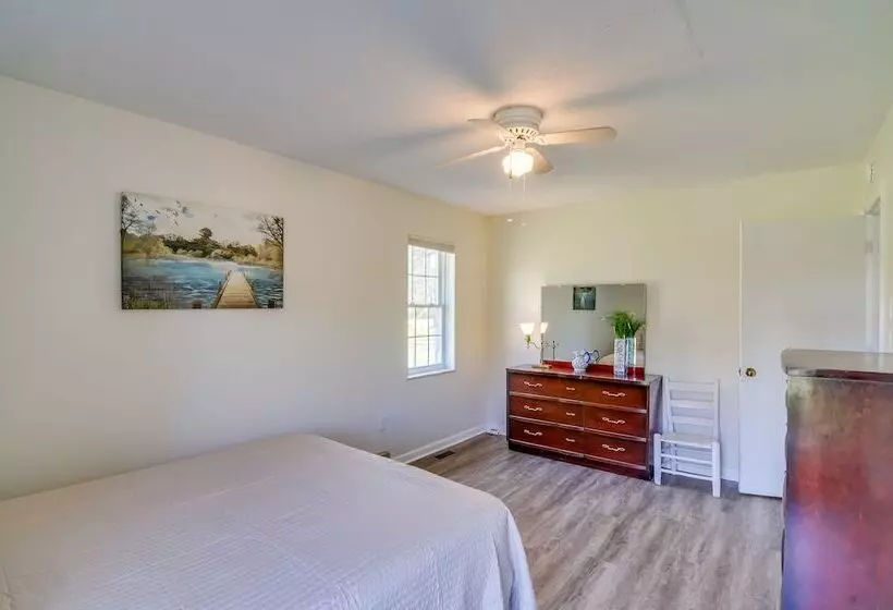 Secluded Jamestown Home ~ 5 Mi To Lake Cumberland!