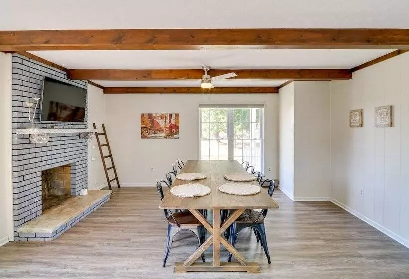 Secluded Jamestown Home ~ 5 Mi To Lake Cumberland!