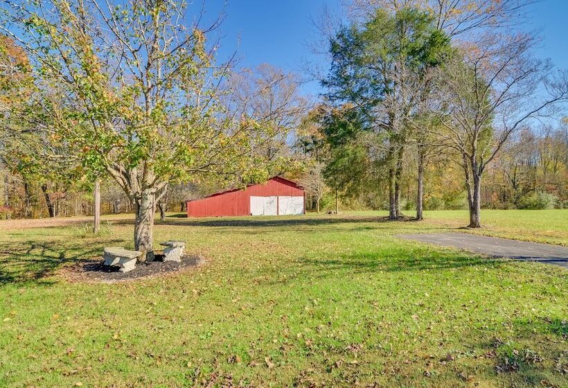 Secluded Jamestown Home ~ 5 Mi To Lake Cumberland!