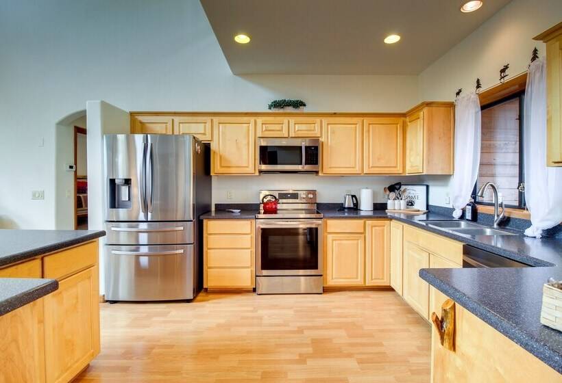 Show Low Home ~ 4 Mi To Fool Hollow Lake!