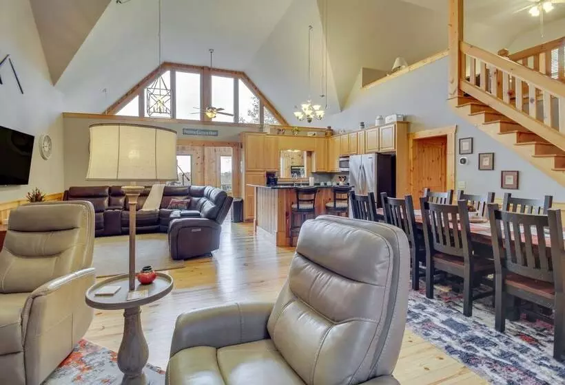 Ellijay Cabin W/ Hot Tub & Mountain Views