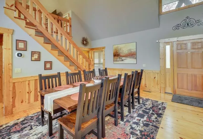 Ellijay Cabin W/ Hot Tub & Mountain Views