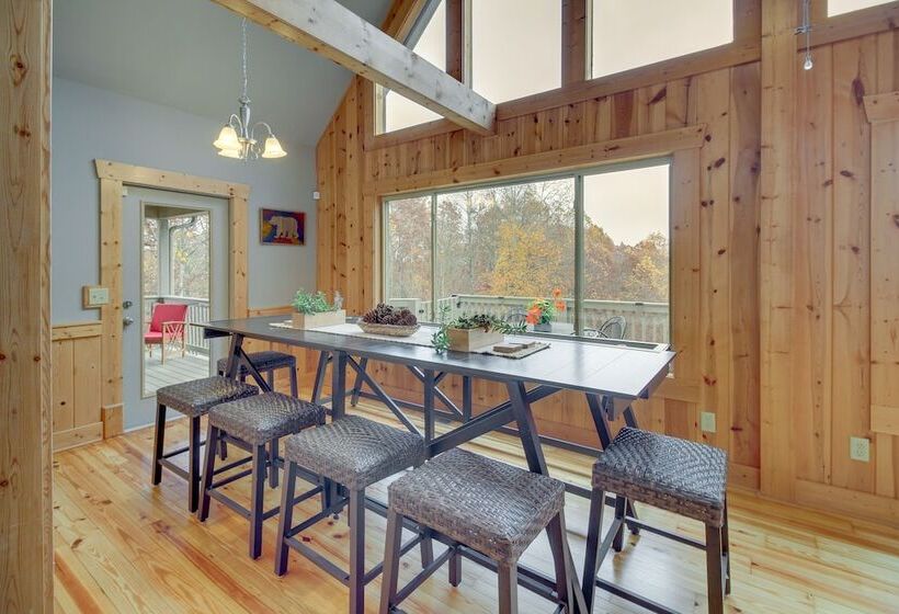 Ellijay Cabin W/ Hot Tub & Mountain Views