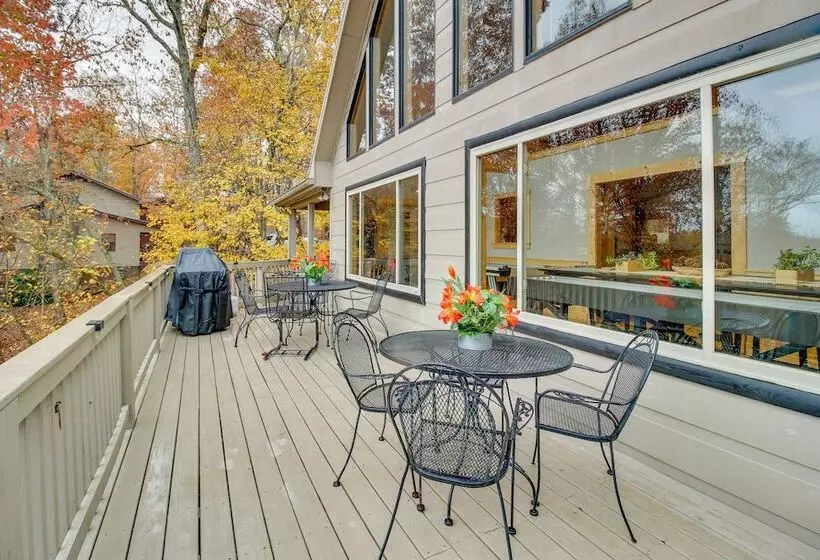 Ellijay Cabin W/ Hot Tub & Mountain Views