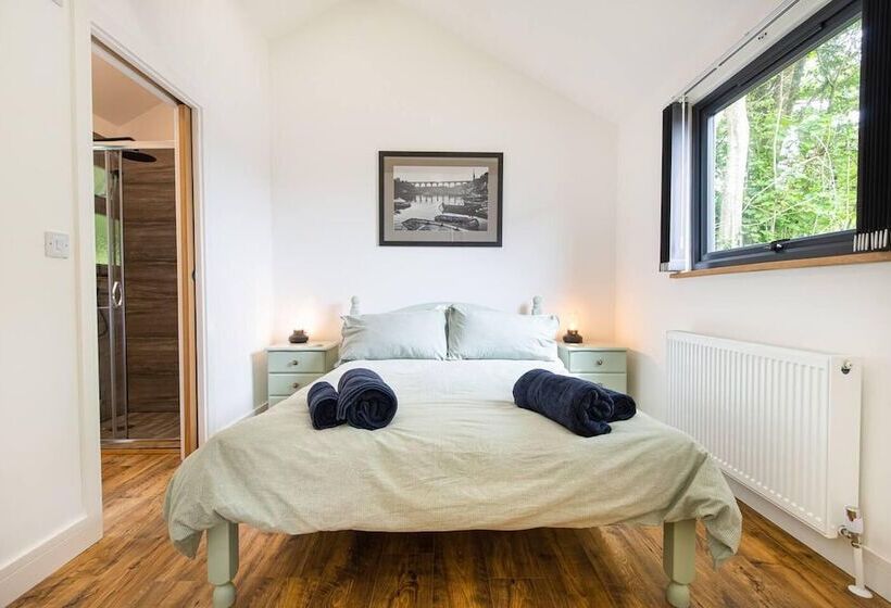 The Cabin In The Tamar Valley Cornwall