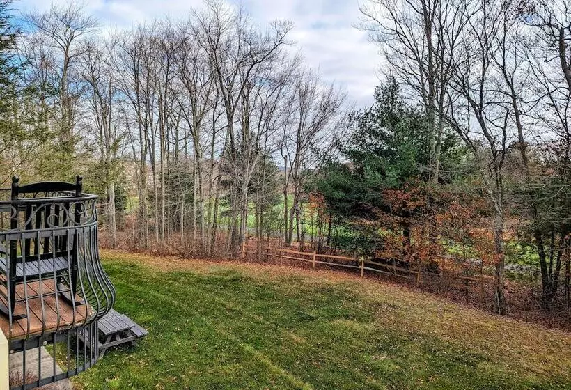 The Willowbrook Golf Hotel At Split Rock