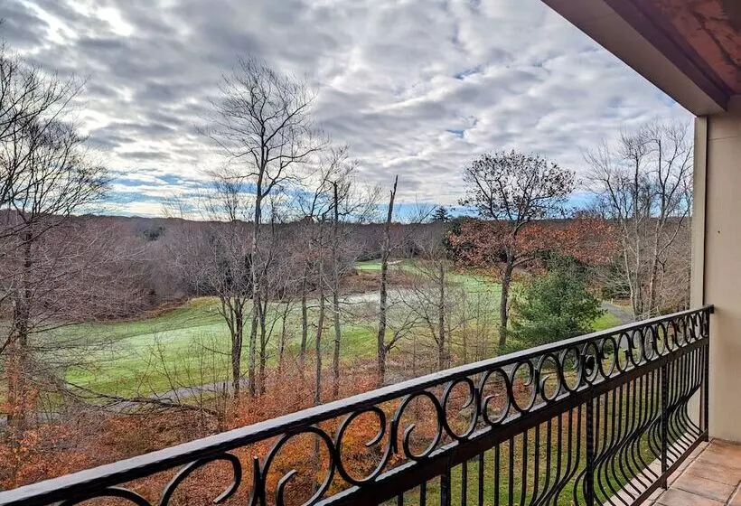 The Willowbrook Golf Hotel At Split Rock