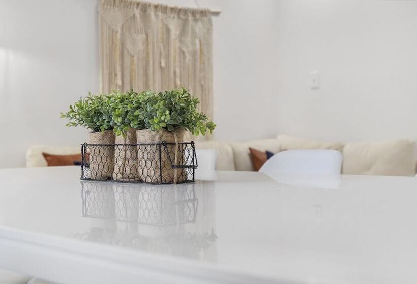 Tranquil Woods Retreat Branson